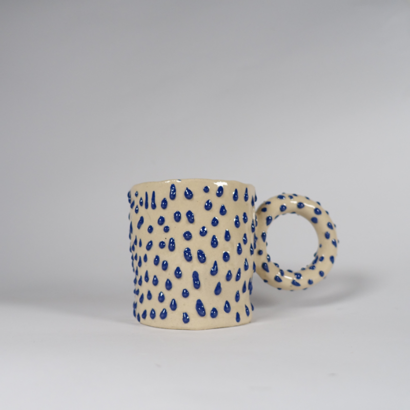 WHITE WITH BLUE LOW RELIEF MUG